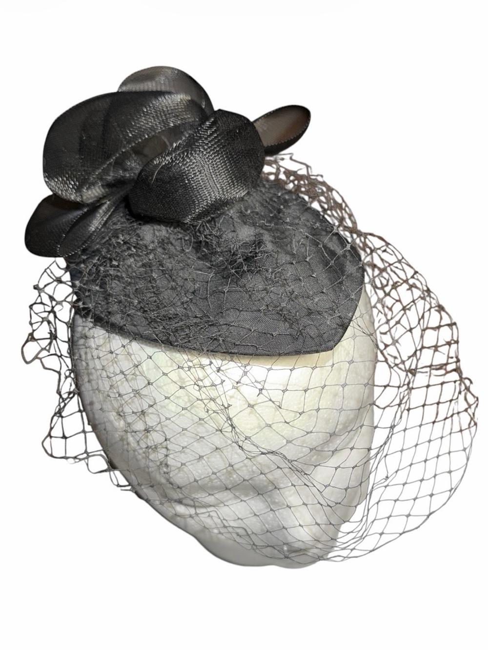 Vintage Veiled Teardrop Fascinator Hat
